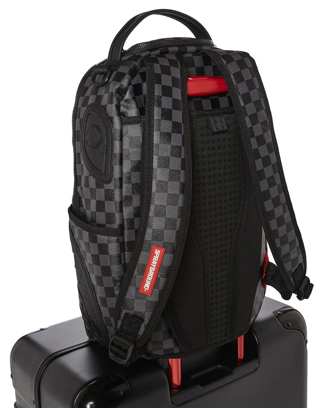SHARKITECTURE MOLDED 29” FULL-SIZE LUGGAGE - Image 13
