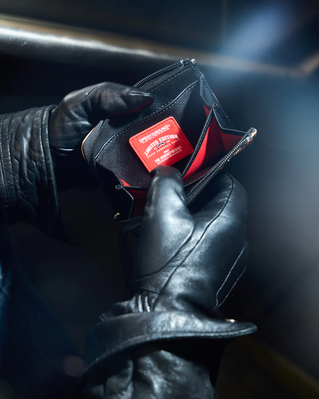 COASTAL VOYAGE WALLET - Image 4