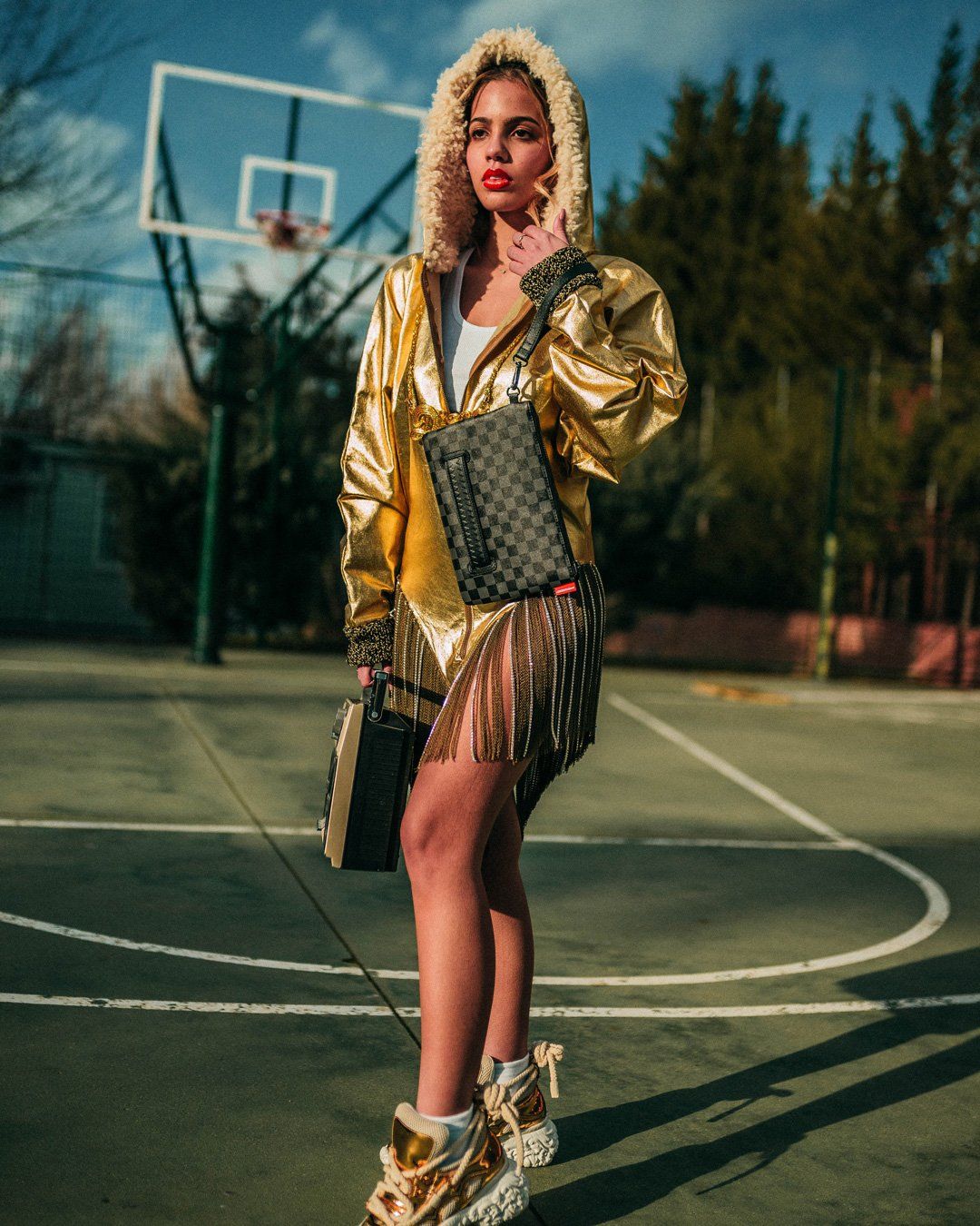 HENNY BLACK CROSSOVER CLUTCH - Image 4