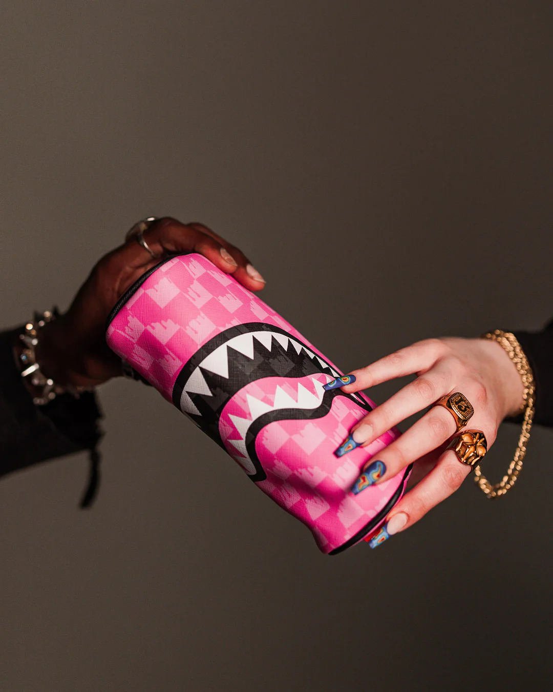 PINK PARADISE POUCH - Image 4