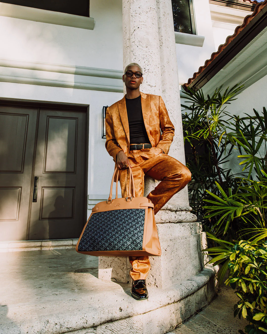 SG3D HENNY BRIEFCASE - Image 4
