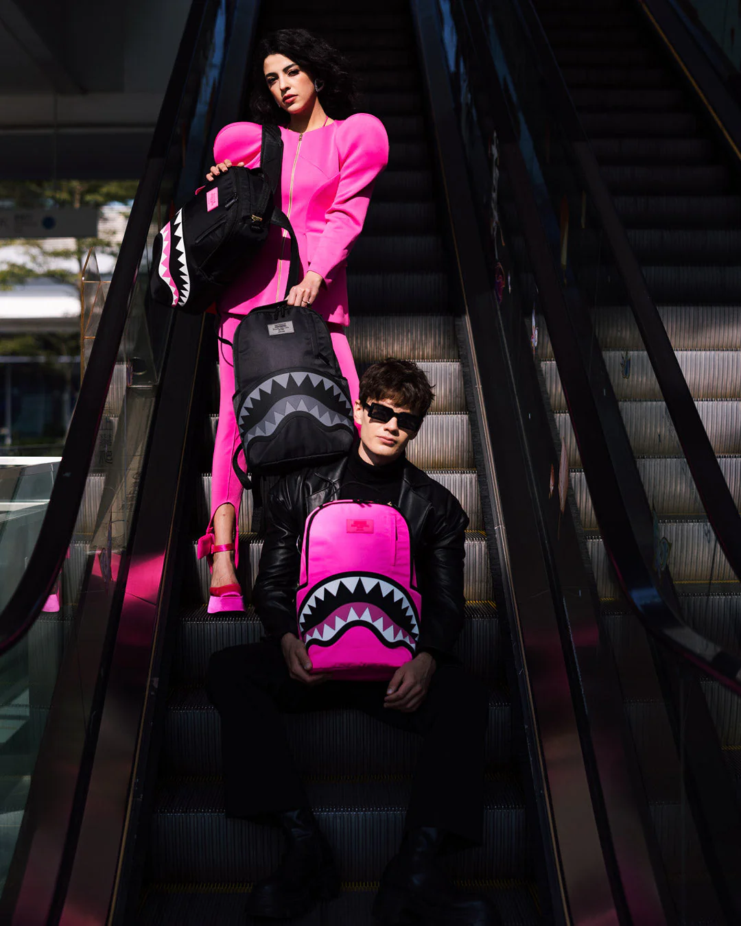 SHARK CENTRAL 2.0 NEON VENOM BACKPACK - Image 8