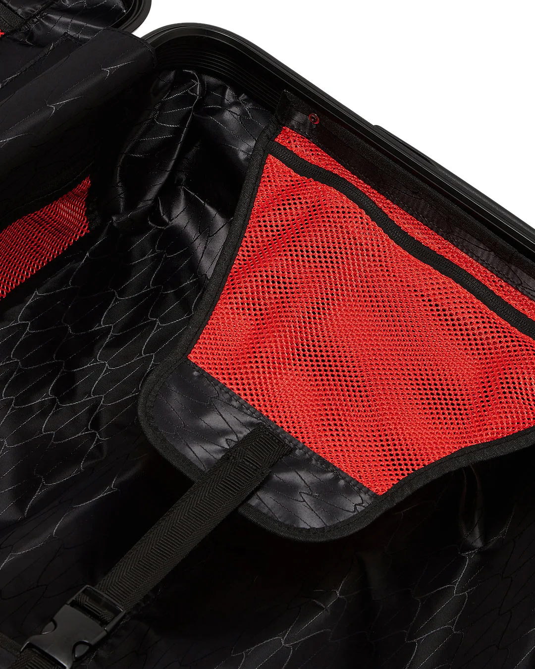 SPRAYGATTI REVV SHARKNAUTICS HARDSHELL FULL-SIZE LUGGAGE - Image 15