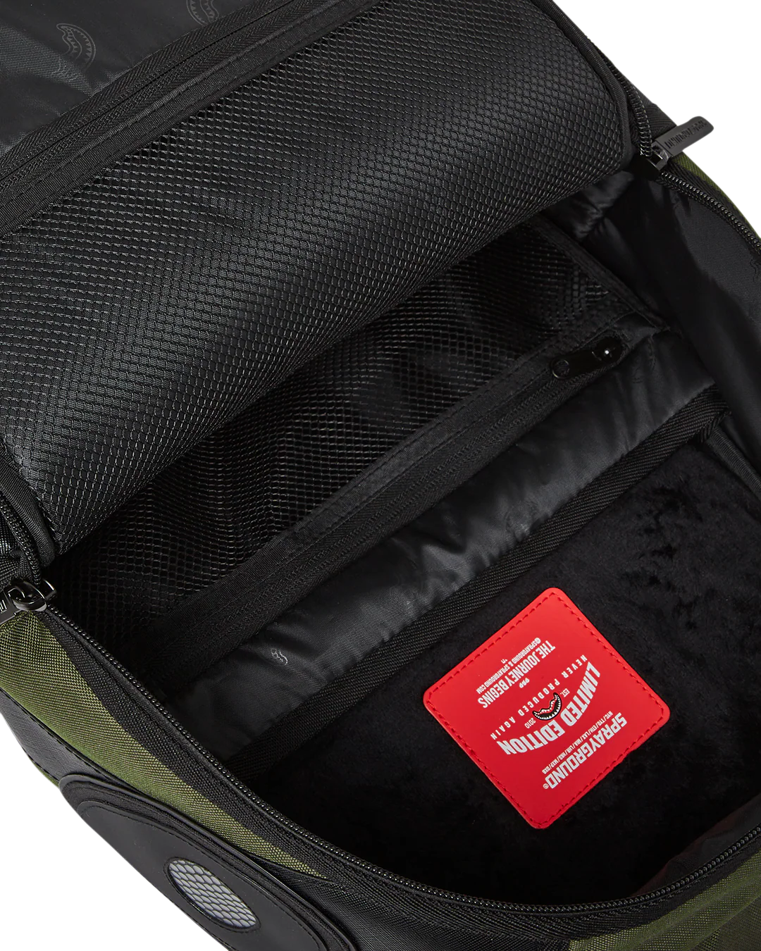 UNLEASH THE SHARK BACKPACK - Image 8